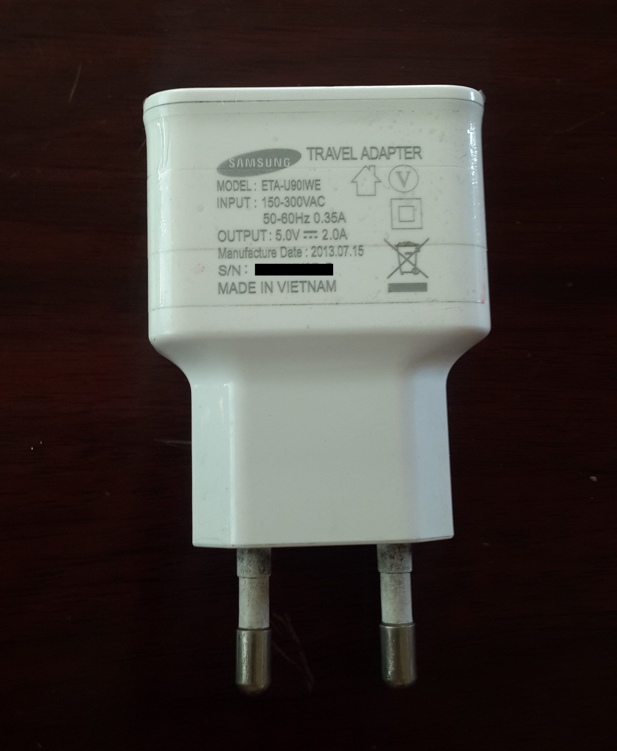 EPICKA Universal Travel Adapter